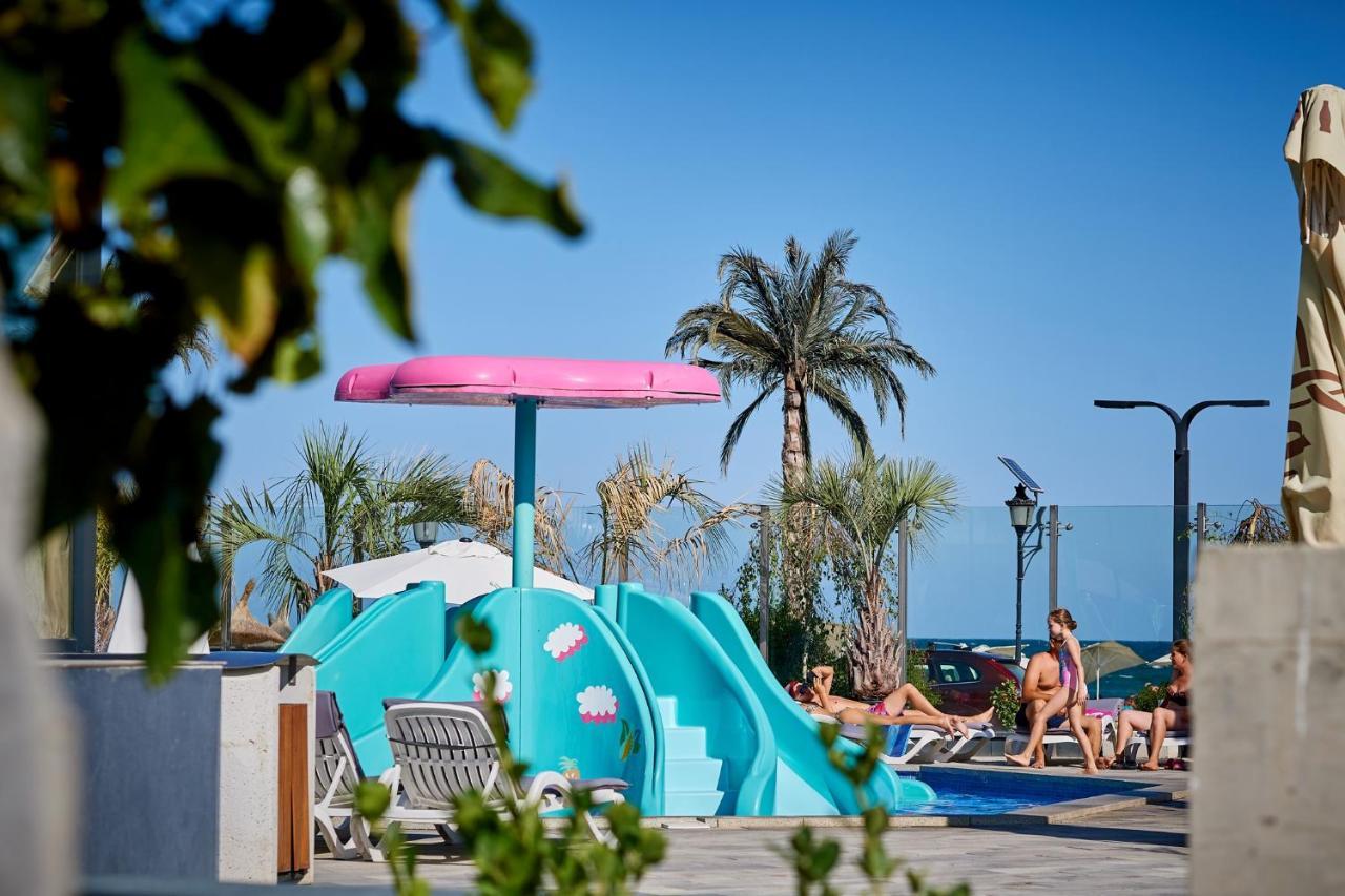 Sunrise King Studio Spa N Pool Beach Resort Navodari Dış mekan fotoğraf
